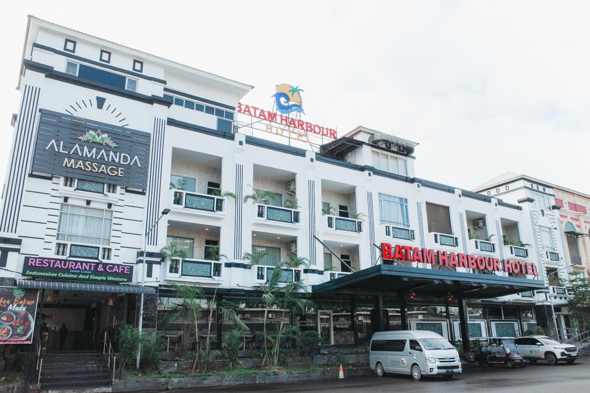 Batam Harbour Boutique Hotel & Spa Нагоя Экстерьер фото