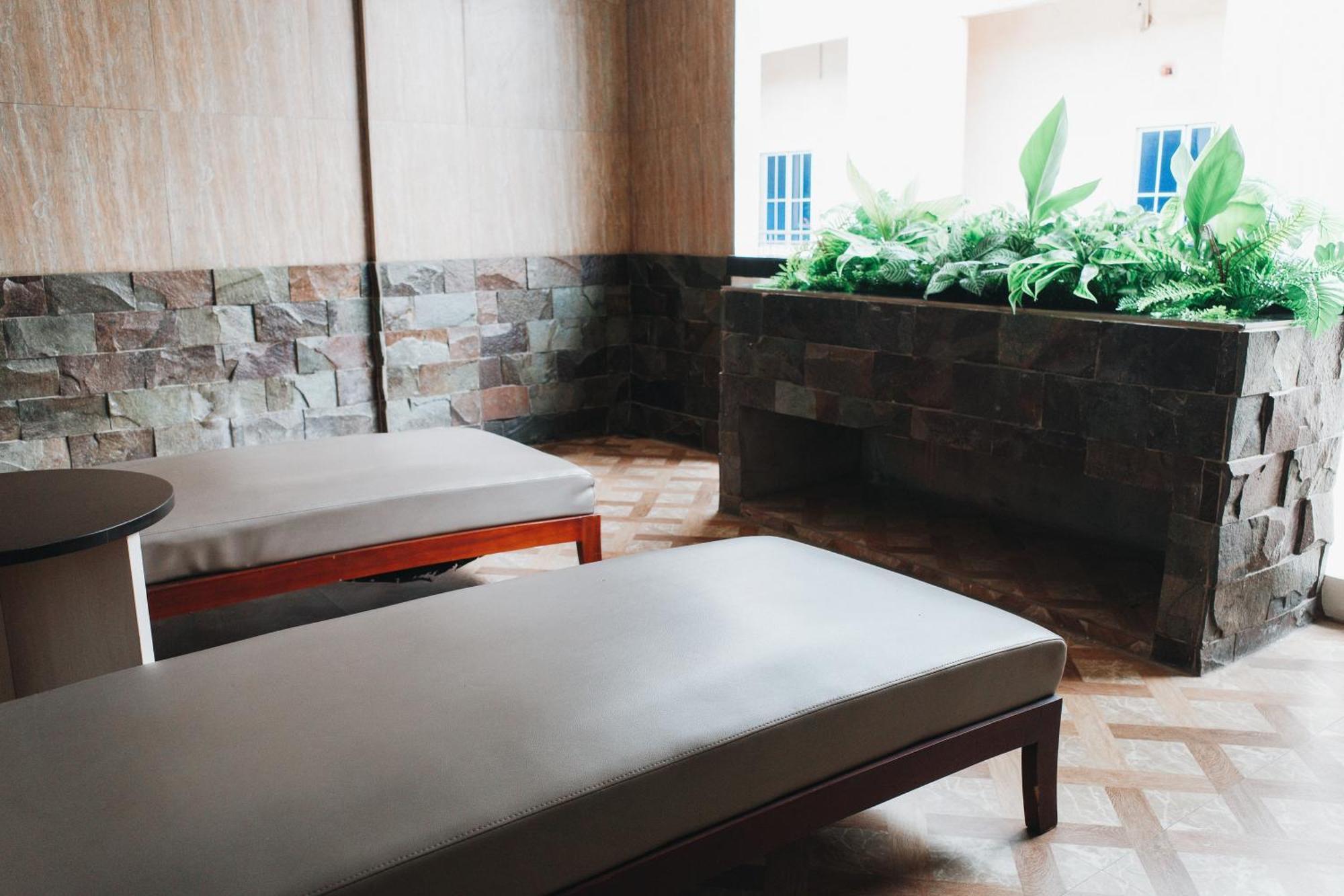 Batam Harbour Boutique Hotel & Spa Нагоя Номер фото