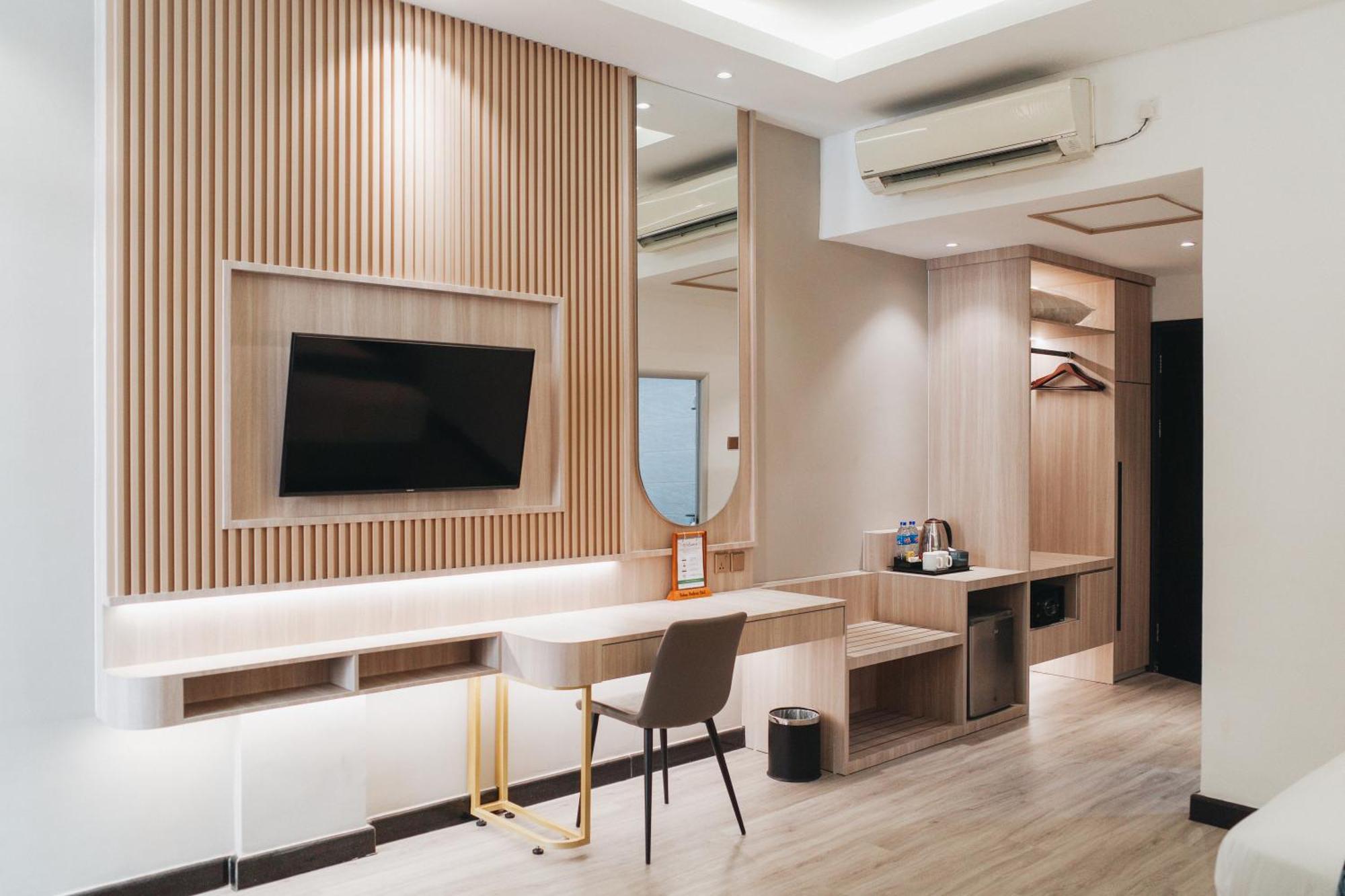 Batam Harbour Boutique Hotel & Spa Нагоя Номер фото